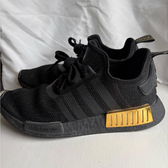 Adidas Original NMD R1 Black Gold Metallic US Women’s 8.5 - Picture 2 of 5